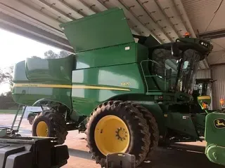 2013 John Deere S670