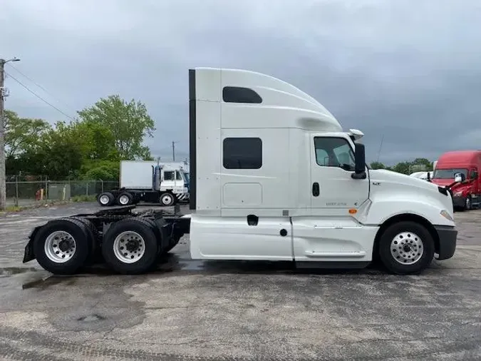 2020 International LT625