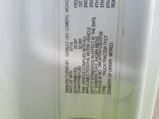 2020 FREIGHTLINER/MERCEDES NEW CASCADIA 116