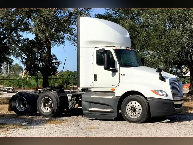 2021 INT LT625 6x4faddd97c39150b7d084229e1668a3664