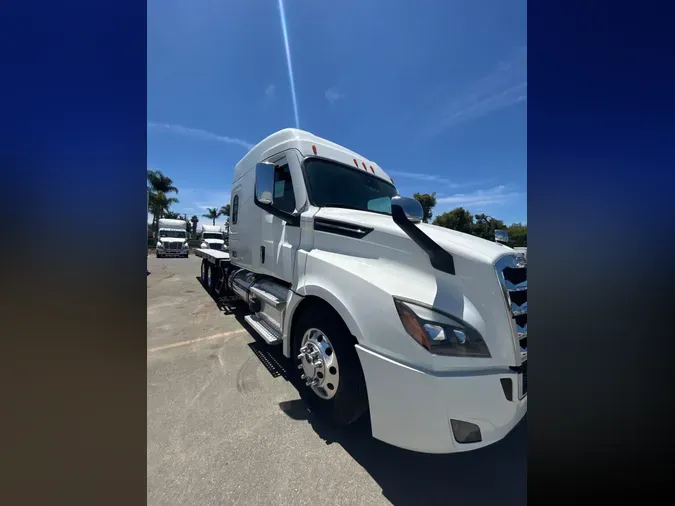 2020 FREIGHTLINER NEW CASCADIA 126faddee341f5770a1852fb77e89544dd3