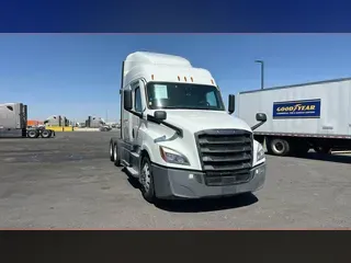 2022 Freightliner Cascadia 126