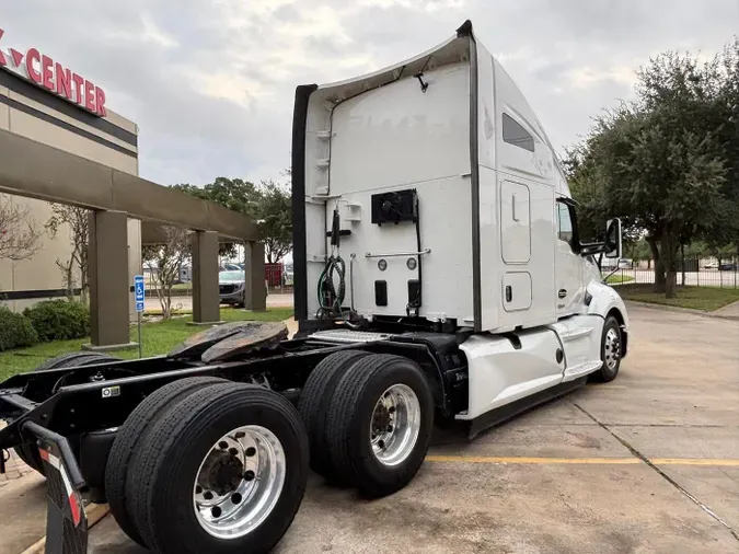 2022 Kenworth T680