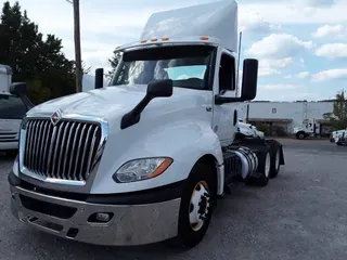 2019 NAVISTAR INTERNATIONAL LT625 DAYCAB T/A
