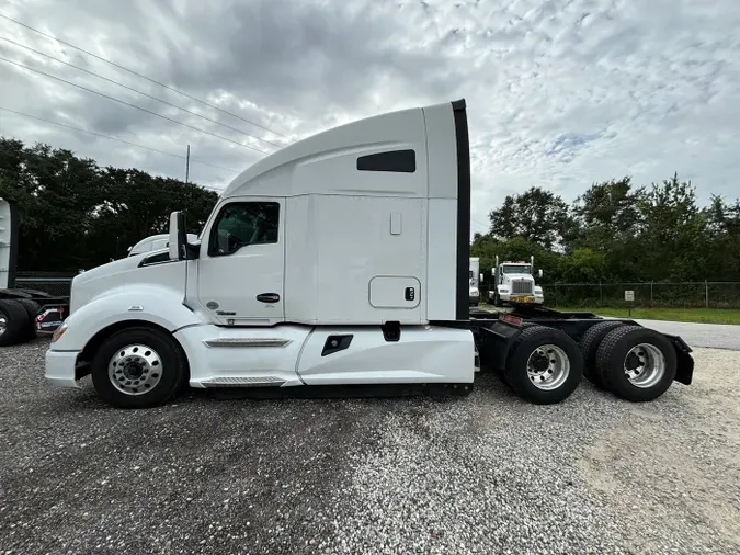 2021 Kenworth T680