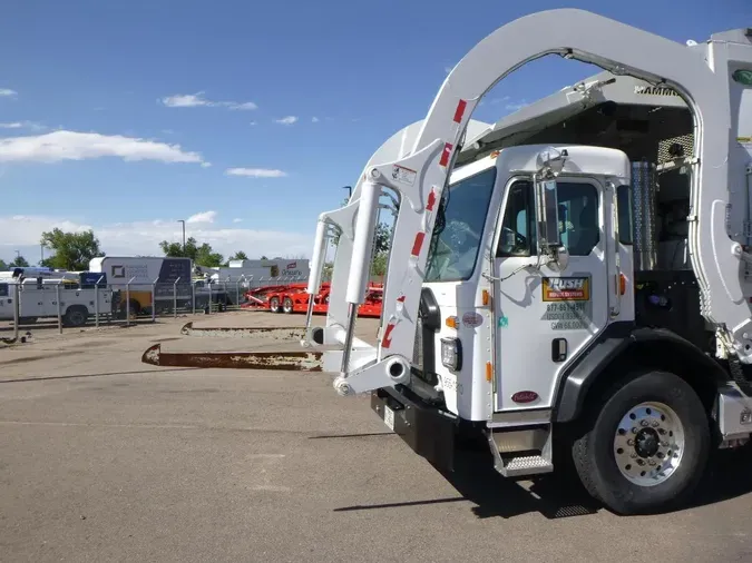 2025 Peterbilt 520fae464e8aaa3f91f7e203ff9e8c6a629