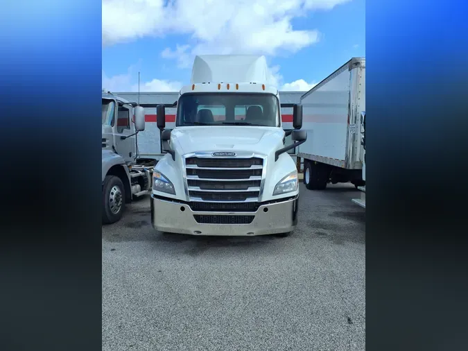 2020 FREIGHTLINER NEW CASCADIA PX12664