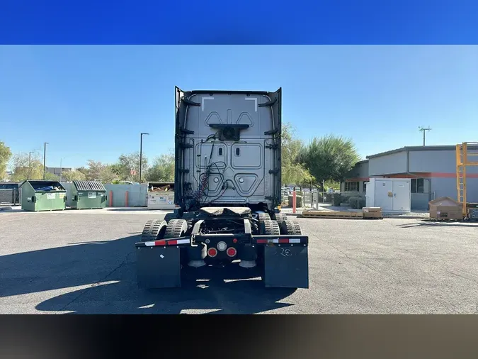 2020 Freightliner Cascadia