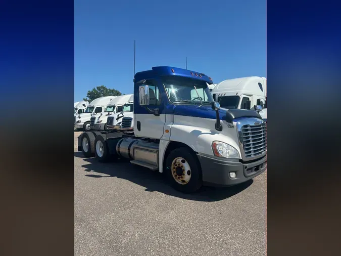 2019 FREIGHTLINER/MERCEDES CASCADIA 125faebc914c7d4f37b072e236308a0faed