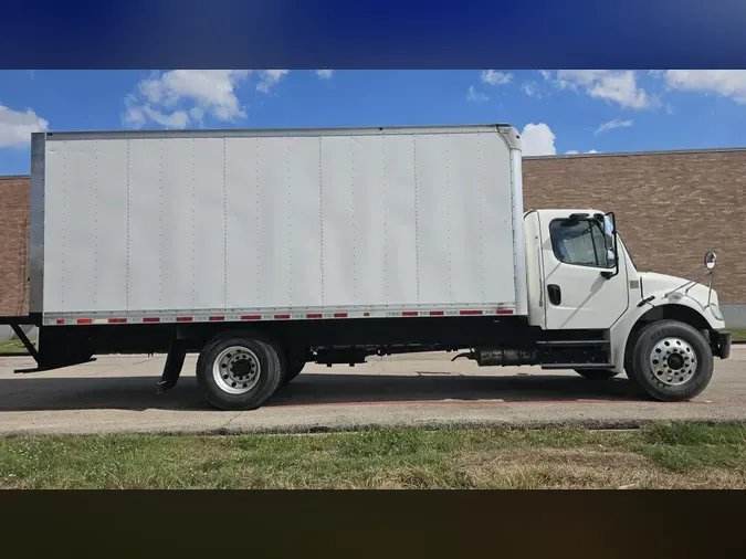 2020 Freightliner Business Class M2 106