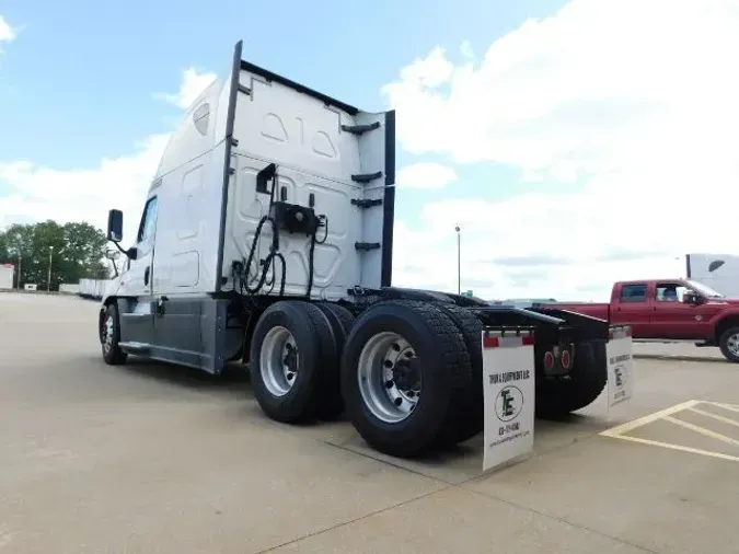 2019 Freightliner Cascadia 125