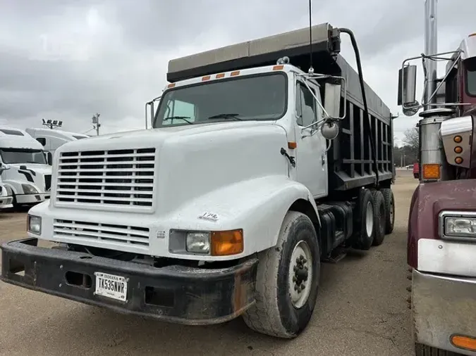 1996 INTERNATIONAL 2674SF