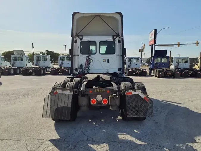 2020 FREIGHTLINER CASCADIA 125