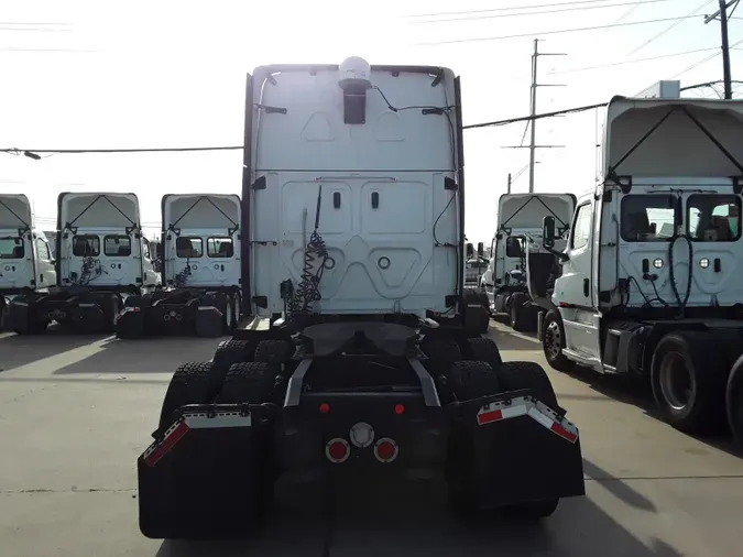 2019 FREIGHTLINER/MERCEDES CASCADIA 125