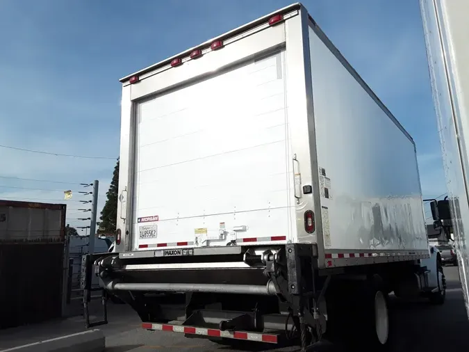 2018 FREIGHTLINER/MERCEDES M2 106