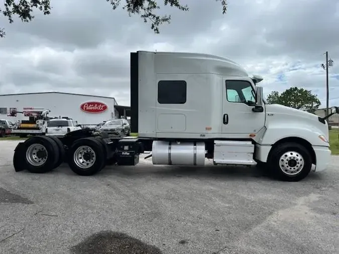 2021 International LT625
