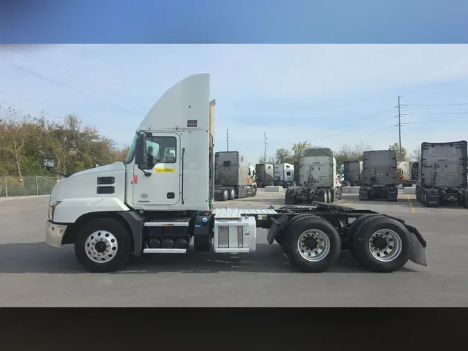 2018 Mack Anthemfafea316e4f82b28510cf312a71e0bef