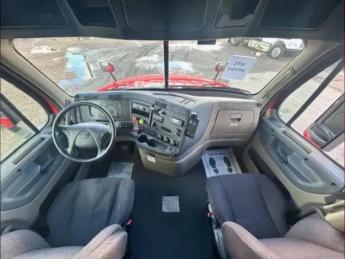 2019 FREIGHTLINER/MERCEDES CASCADIA 125