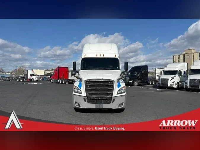 2020 FREIGHTLINER CA126