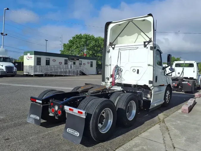 2019 FREIGHTLINER NEW CASCADIA PX12664