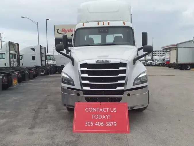 2020 FREIGHTLINER NEW CASCADIA PX12664