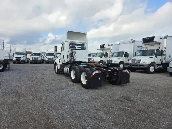 2019 NAVISTAR INTERNATIONAL LT625 DAYCAB T/A