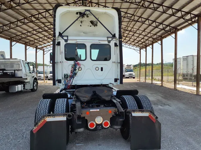 2018 FREIGHTLINER/MERCEDES CASCADIA 125