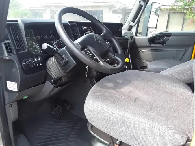 2022 NAVISTAR INTERNATIONAL LT625 SLPR CAB