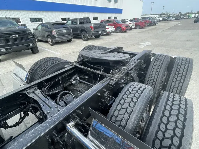 2019 Freightliner Cascadia 126