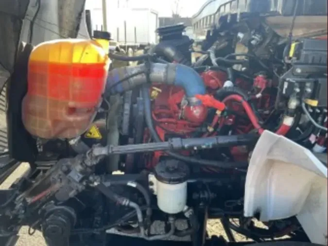 2019 NAVISTAR INTERNATIONAL 4300 SBA