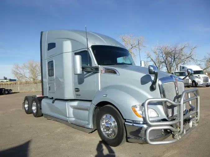 2022 Kenworth T680