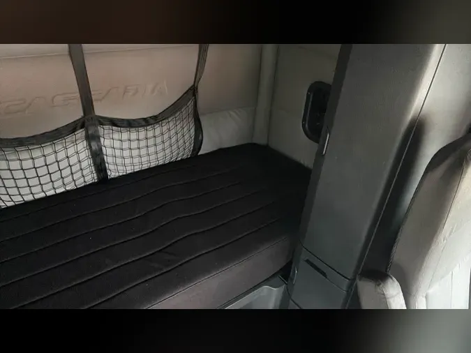 2020 Freightliner Cascadia