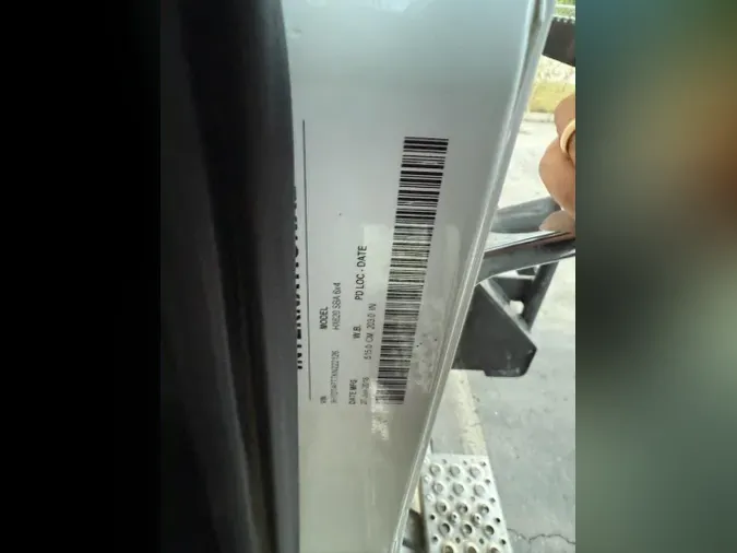 2019 International HX620