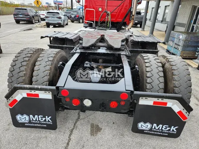 2018 MACK CXU613