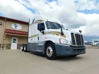 2019 Freightliner Cascadia 125