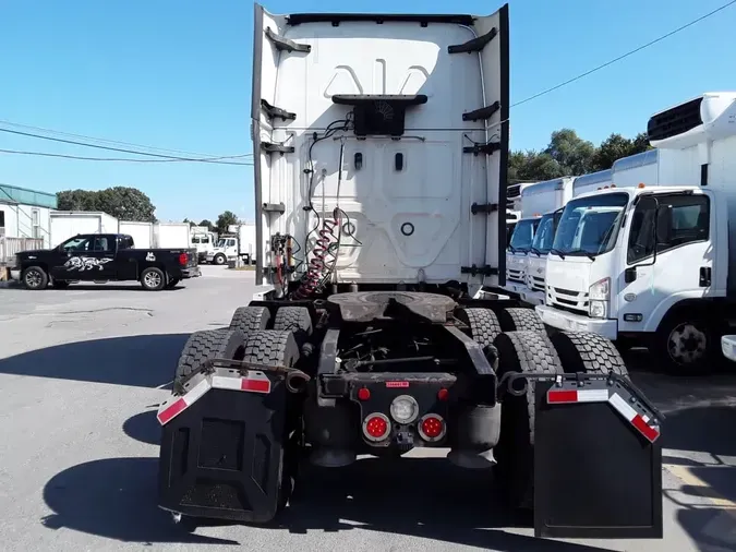 2020 FREIGHTLINER/MERCEDES CASCADIA 125
