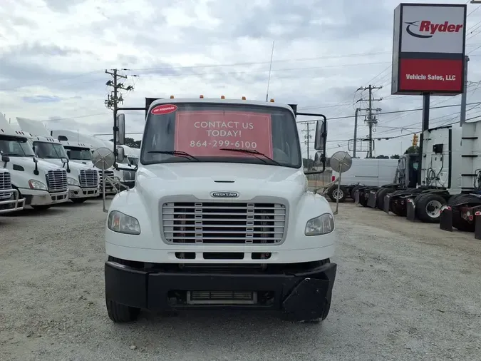 2017 FREIGHTLINER M2 106