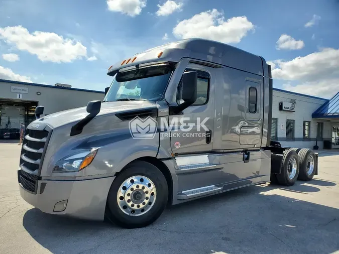 2021 FREIGHTLINER CASCADIA