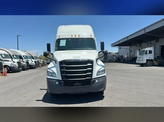2022 Freightliner Cascadia 126