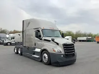 2023 Freightliner Cascadia