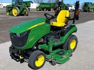 2016 John Deere 1025R