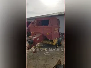 1998 New Holland 648