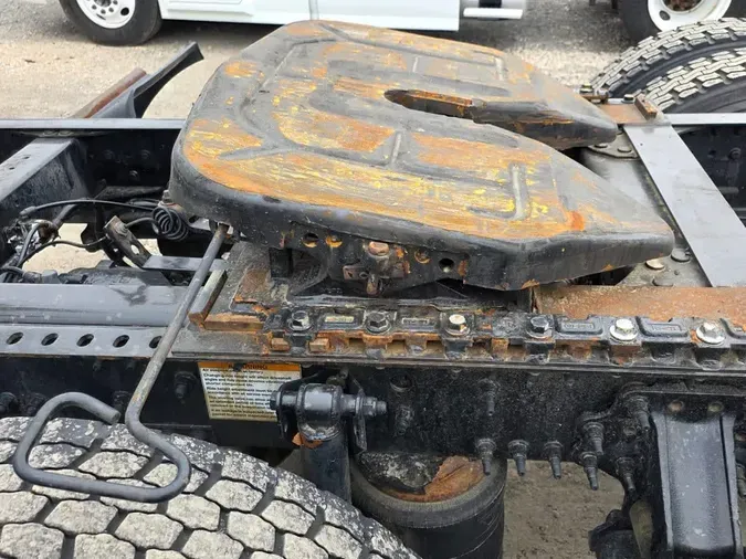 2020 VOLVO VNR64T-640fb37ae9d115ccd911c7e5c15e375d11a