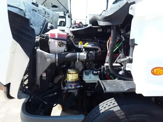 2019 FREIGHTLINER CASCADIA 113