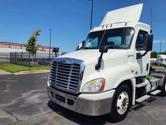 2016 FREIGHTLINER/MERCEDES CASCADIA 125