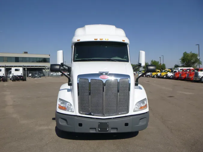 2021 Peterbilt 579