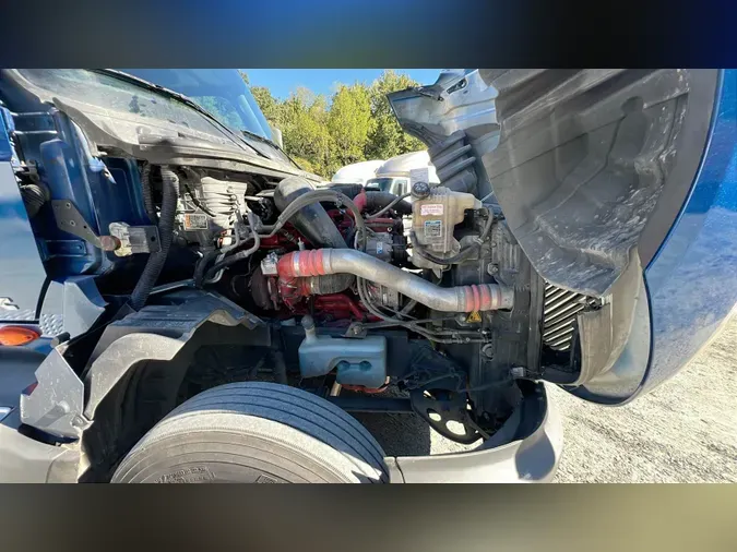 2022 International LT625