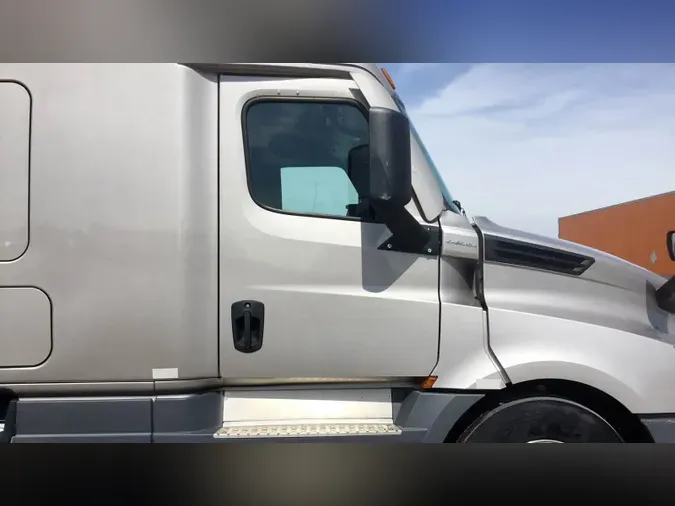 2021 Freightliner Cascadia