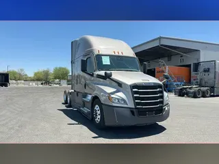 2022 Freightliner Cascadia 126