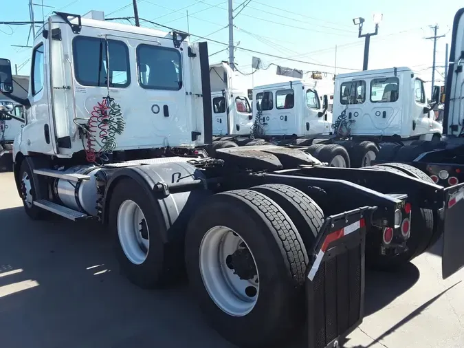 2019 FREIGHTLINER/MERCEDES NEW CASCADIA 116